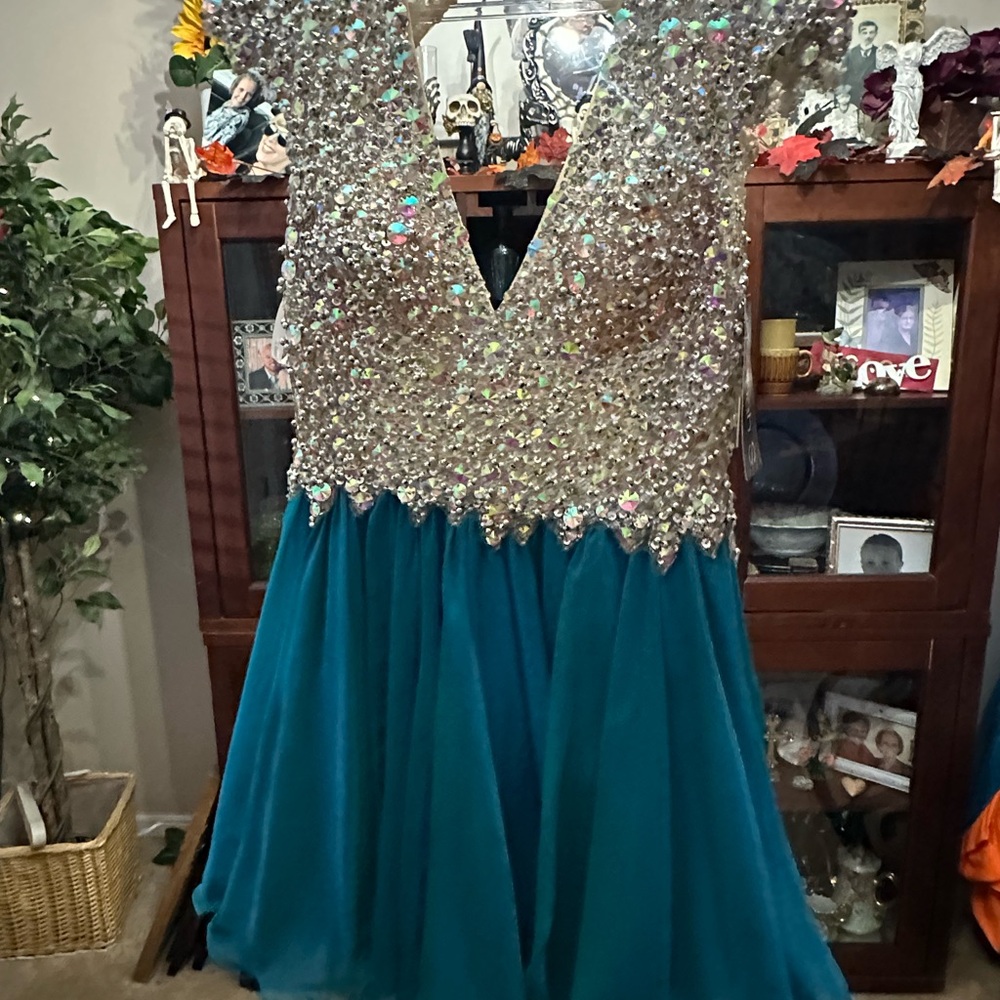Elegant Teal and Silver Sequin Prom Dress